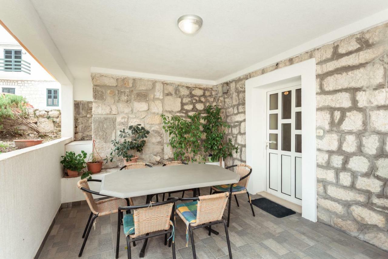Apartmani Srsen Blace Exteriör bild