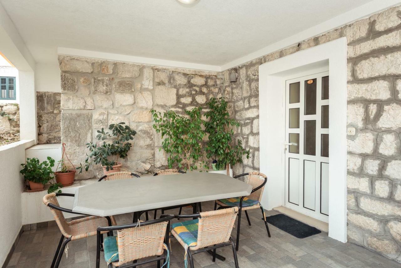 Apartmani Srsen Blace Exteriör bild